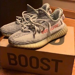 Men’s Yeezy Boost 350 V2 BLUE TINT SIZE 8